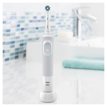 Oral-B Электрическая зубная щетка Vitality D100.424.1 PRO CrossAction White тип 3710 1 шт